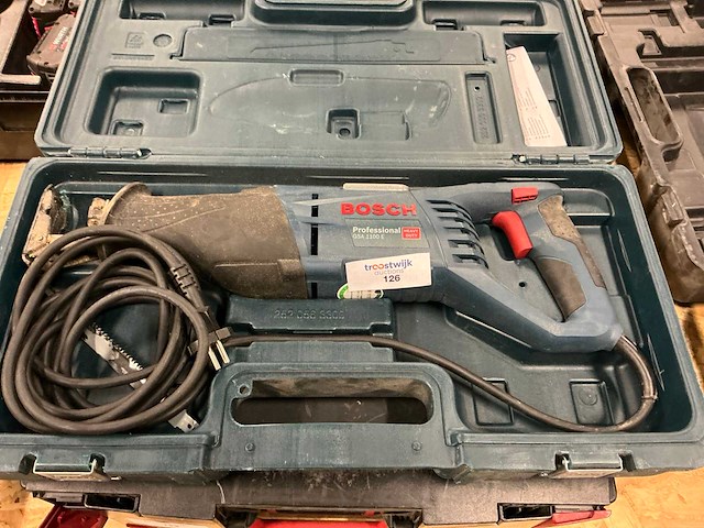 Bosch gsa 1100 e reciprozaag - afbeelding 2 van  3