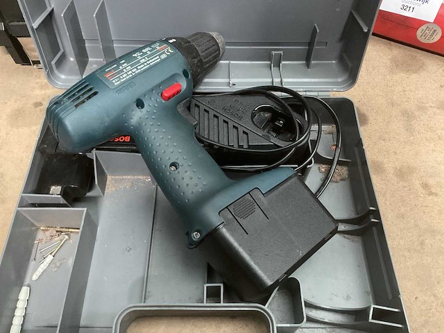 Bosch gsr 12v boormachine - afbeelding 1 van  7