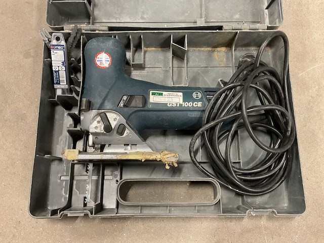 Bosch gst 100 ce decoupeerzaag - afbeelding 1 van  3