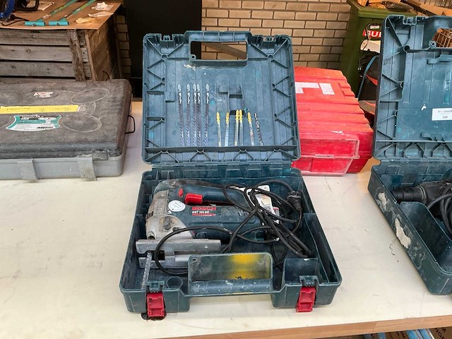 Bosch gst 120 be decoupeerzaag - afbeelding 1 van  3