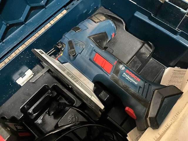 Bosch gst 18v-li s decoupeerzaag - afbeelding 3 van  5