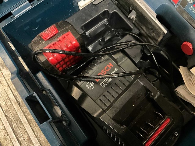 Bosch gst 18v-li s decoupeerzaag - afbeelding 4 van  5