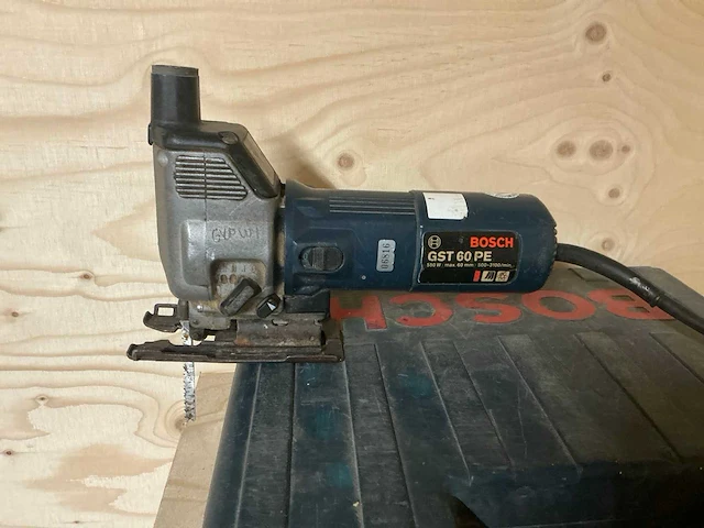 Bosch gst 60 pe decoupeerzaag - afbeelding 2 van  5
