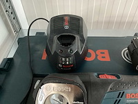 Bosch gus 12v-300 accu tapijtschaar/stofschaar incl. accu + lader + koffer - afbeelding 4 van  4
