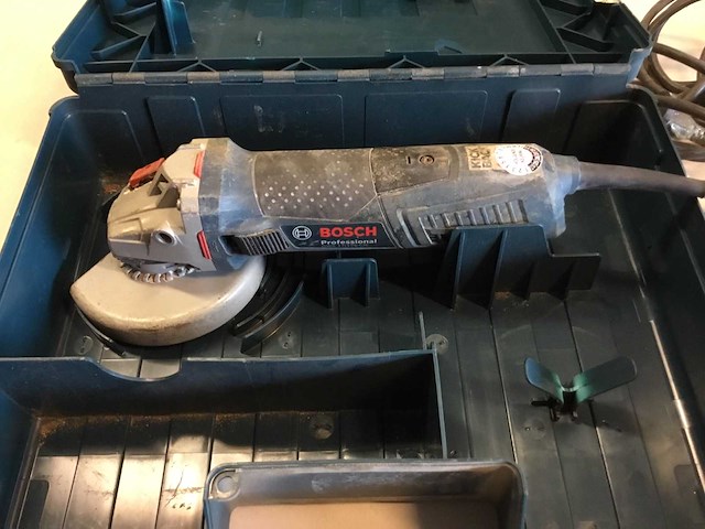 Bosch gws-17-125cie haakse slijpmachine - afbeelding 1 van  4