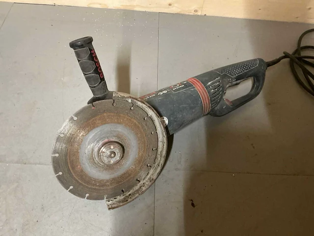 Bosch gws24-230jvx haakse slijpmachine - afbeelding 2 van  3