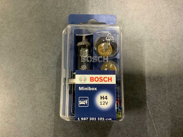 Bosch h4 lampenset (28x) - afbeelding 2 van  3