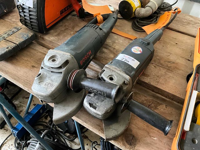 Bosch haakse slijpmachine (2x) - afbeelding 1 van  4