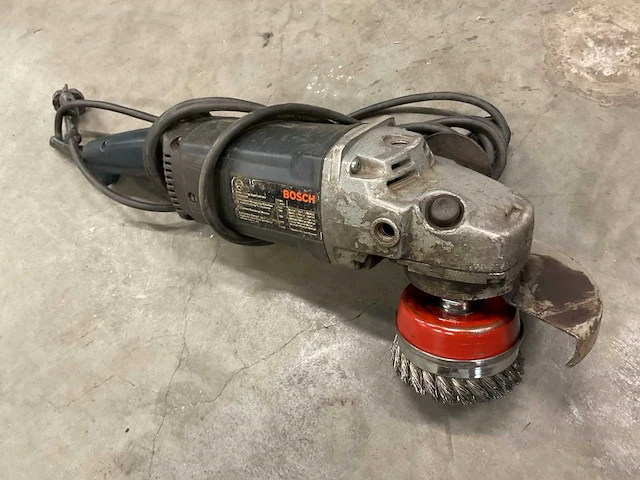 Bosch haakse slijpmachine - afbeelding 1 van  4