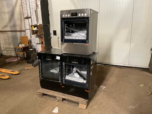 Bosch hkr39c250 & hln39a060u heteluchtoven (3x) - afbeelding 1 van  7