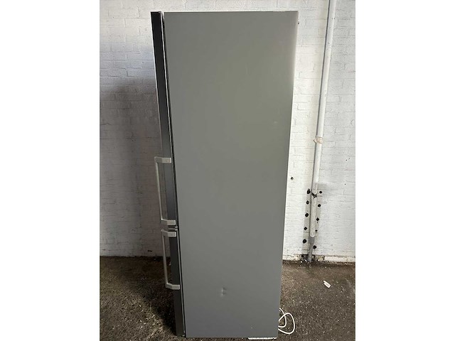 Bosch kgn36vict serie 4 koel-vriescombinatie - afbeelding 1 van  6