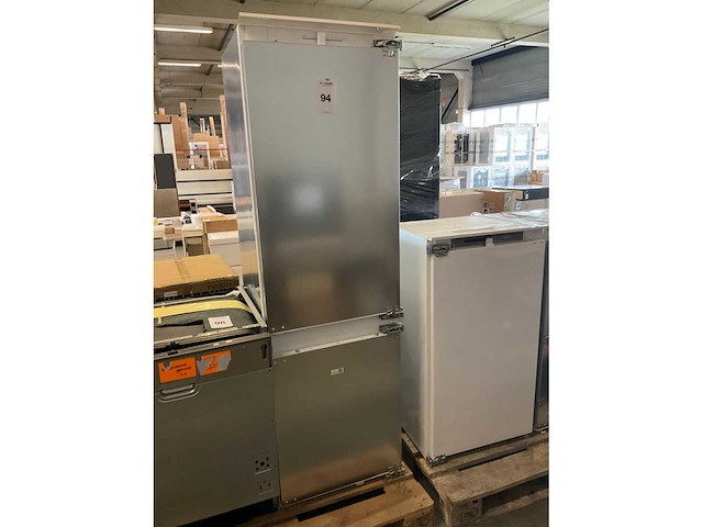 Bosch kin88nfe0/04 inbouw koelvriescombinatie - afbeelding 5 van  5