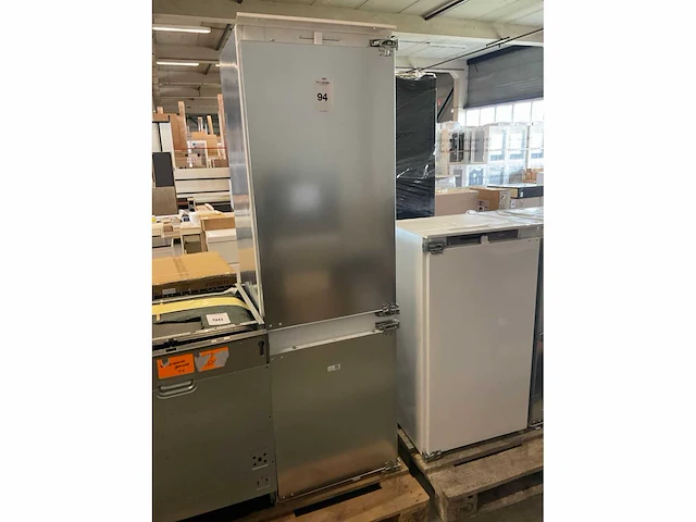 Bosch kin88nfe0/04 inbouw koelvriescombinatie - afbeelding 5 van  5