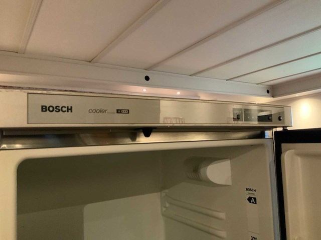 Bosch koel-vriescombinatie - afbeelding 4 van  5