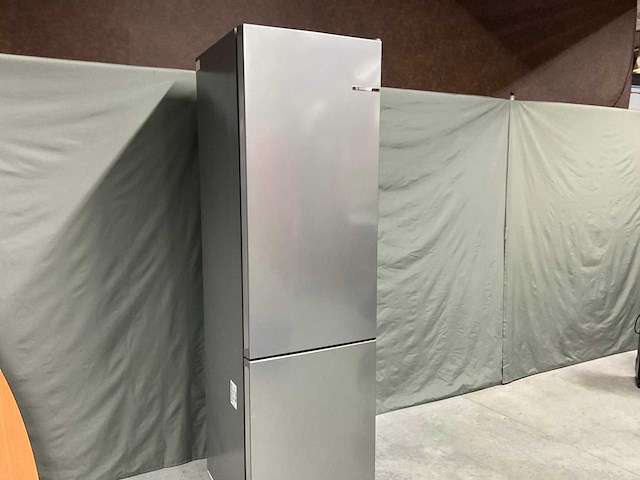 Bosch kw kgn392t koelvriescombinatie - afbeelding 1 van  8