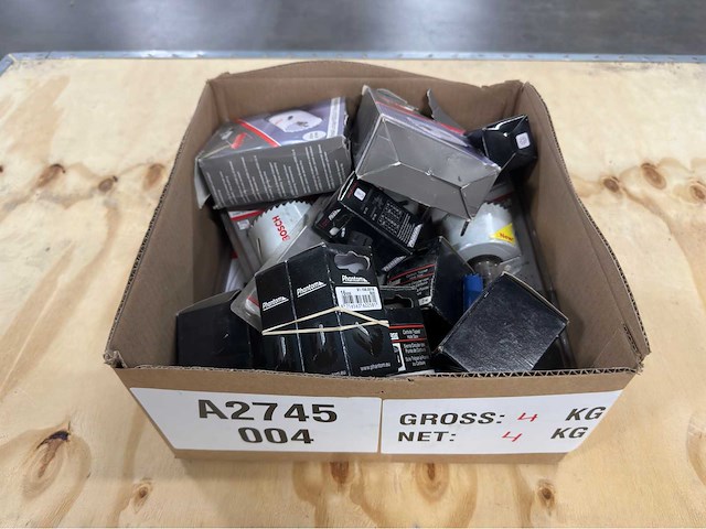Bosch, makita en meer - partij zaag- en booraccessoires - machine accessories - afbeelding 8 van  9