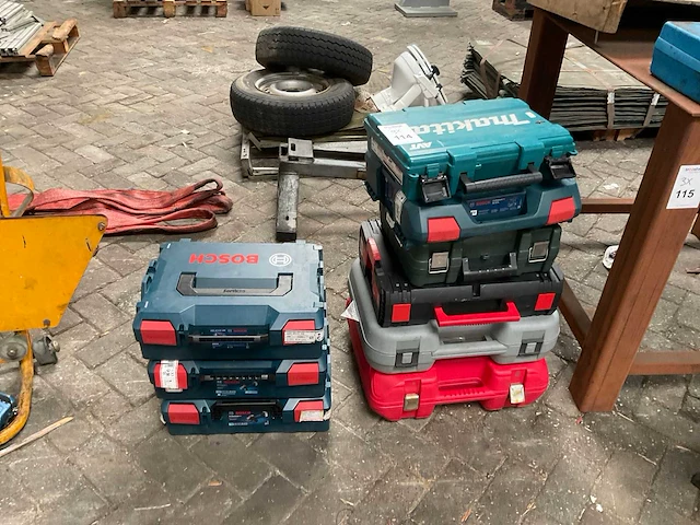 Bosch, makita, metabo, milwaukee gereedschapskoffers - afbeelding 1 van  7