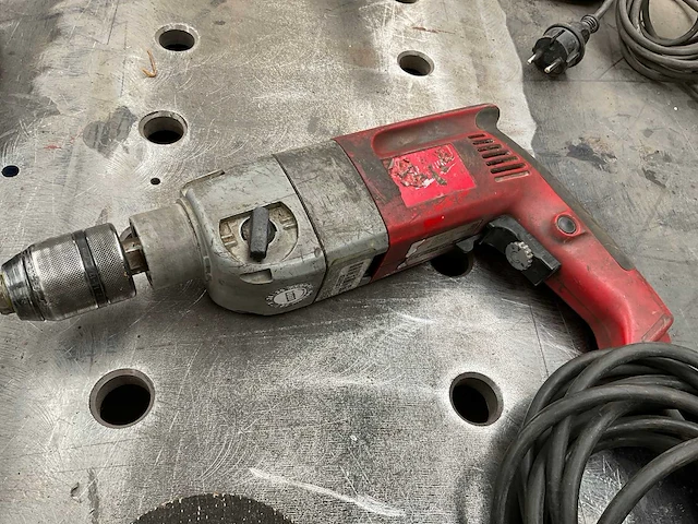 Bosch, milwaukee boormachine en haakse slijper - afbeelding 2 van  5