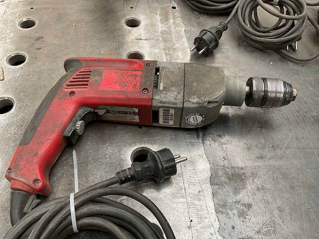 Bosch, milwaukee boormachine en haakse slijper - afbeelding 3 van  5