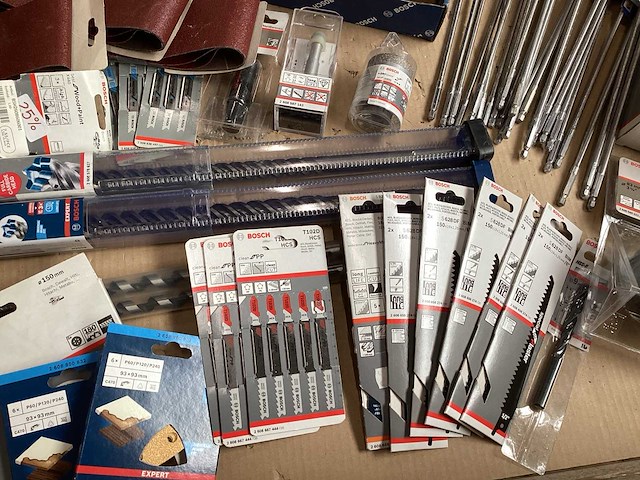 Bosch mix kavel diverse gereedschappen en accessoires (88x) - afbeelding 2 van  9