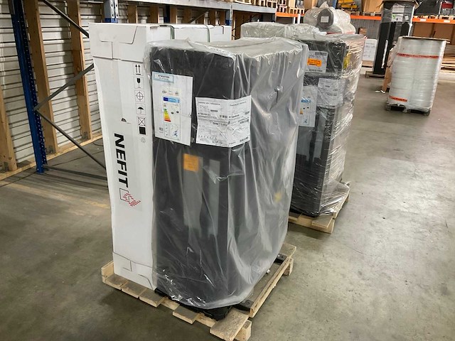 Bosch nefit airo s hydro monoblock 9s warmtepomp - afbeelding 1 van  3