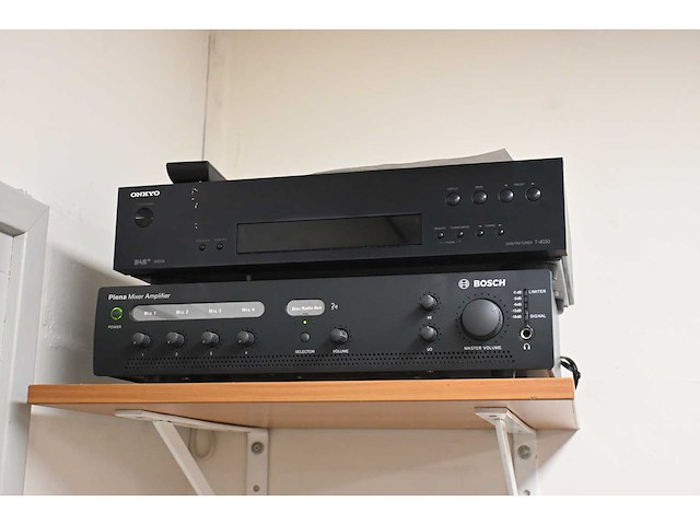 Bosch / onkyo mixer amplifier / dab/ fm tunert-4030 muziek set - afbeelding 1 van  4
