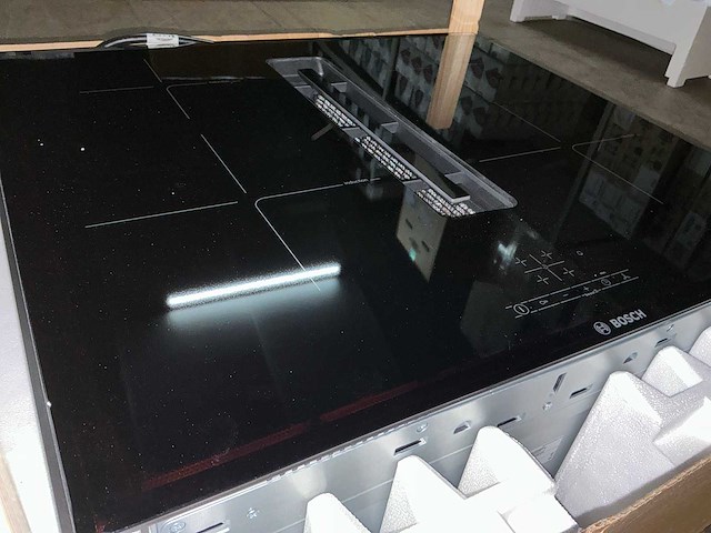 Bosch pie695b15e kookplaat met afzuiging - afbeelding 7 van  9