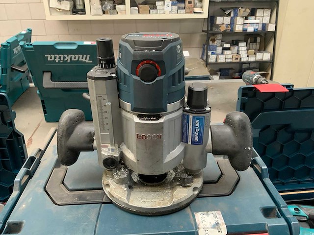Bosch pofessional gof/gkf 1600 ce bovenfrees - afbeelding 1 van  4