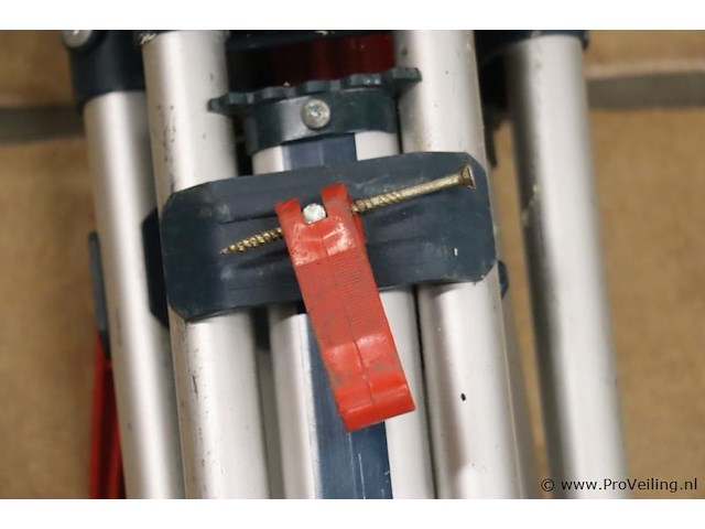 Bosch pro bouwstatief bt 150 0601096b00 - afbeelding 2 van  4