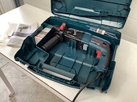 Bosch profesional - - boorhamer klopboormachine - - afbeelding 1 van  9