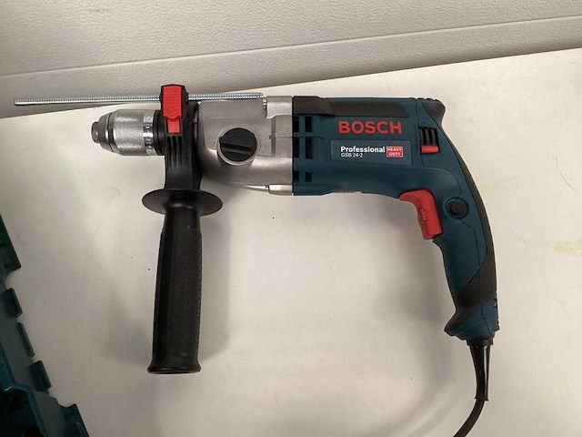 Bosch professional - klopboormachine - boormachine - afbeelding 4 van  5