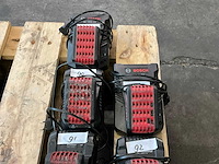 Bosch professional acculader en accu’s (6x) - afbeelding 2 van  5