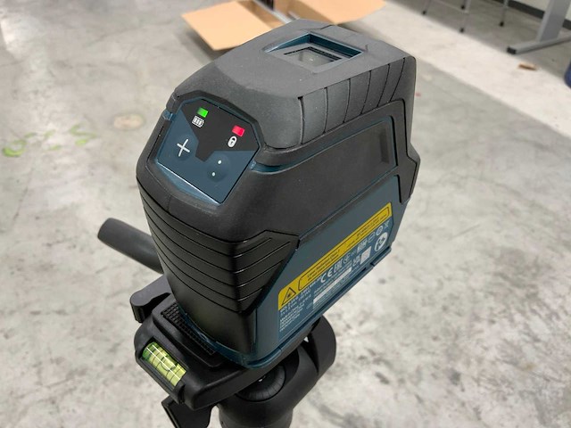 Bosch professional gcl 2-15 g kruislijn laser met statief - afbeelding 5 van  7