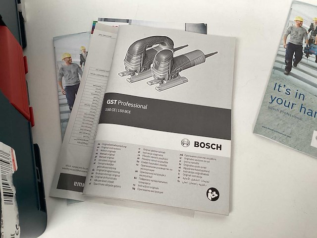 Bosch professional gst 150 bce decoupeerzaag - afbeelding 2 van  5