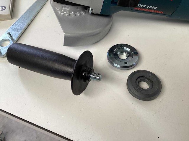 Bosch professional gsw 1000 haakse slijpmachine - afbeelding 3 van  4