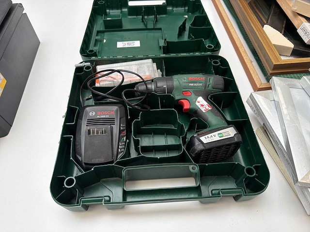 Bosch psb 14,4 li-2 boormachine - afbeelding 1 van  2