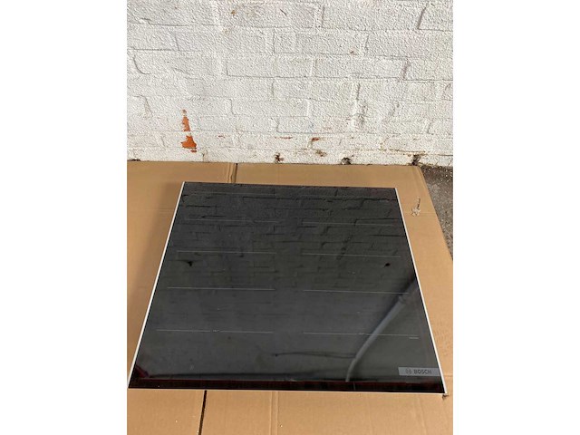 Bosch pxx675dc1e inductiekookplaat 60 cm – frameless, 4 zones - afbeelding 1 van  2