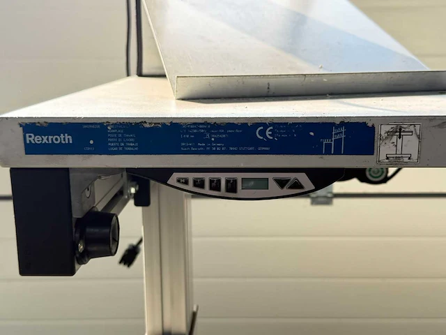 Bosch rexroth - electrische verstelbare werkbank - afbeelding 2 van  7