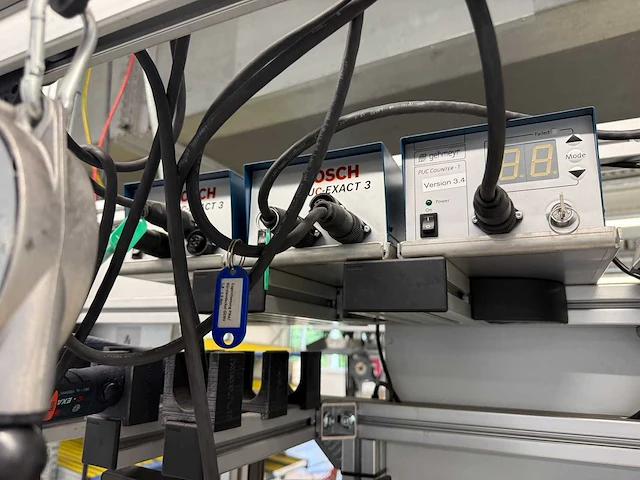 Bosch rexroth - hoog/laag tafel met puc exact 3 moment schroevendraaiers - werkbank - afbeelding 7 van  11