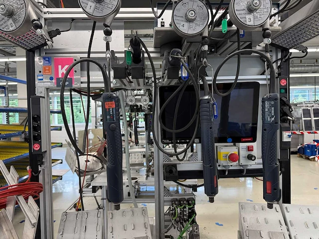 Bosch rexroth - hoog/laag tafel met puc exact 3 moment schroevendraaiers - werkbank - afbeelding 4 van  11