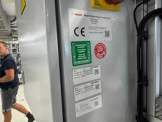 Bosch rexroth - hoog/laag tafel met puc exact 3 moment schroevendraaiers - werkbank - afbeelding 2 van  11