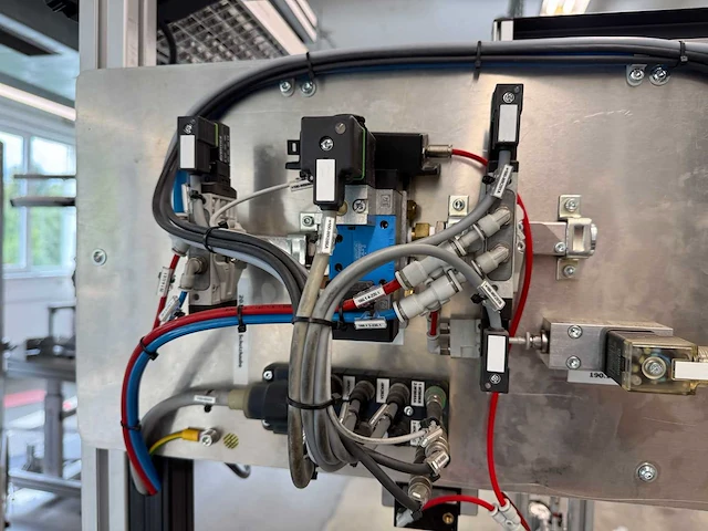 Bosch rexroth - hoog/laag werkbank - afbeelding 6 van  16