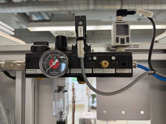 Bosch rexroth - hoog/laag werkbank - afbeelding 8 van  17