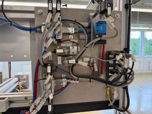 Bosch rexroth - hoog/laag werkbank - afbeelding 9 van  17