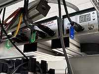 Bosch rexroth - hoog/laagw werkbank met electrische momentschroevendraaiers - afbeelding 6 van  10