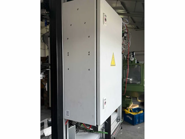 Bosch rexroth - hoog/laagw werkbank met electrische momentschroevendraaiers - afbeelding 10 van  10
