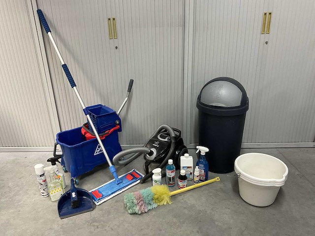 Bosch schoonmaak materialen - afbeelding 1 van  7