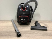 Bosch serie 4 bagged stofzuiger - afbeelding 1 van  7