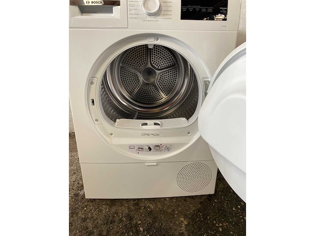 Bosch serie 4 wth83vv4, vrijstaand, voorlader, warmtepomp, wit, draaiknop, touch, rechts- duits display - afbeelding 11 van  12