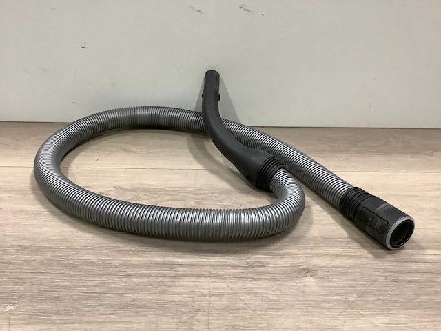 Bosch serie 8 bagless prosilence stofzuiger - afbeelding 7 van  9